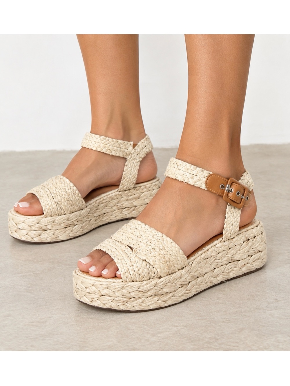 ROBERT CLERGERIE $550 Natural Raffia
Palm Flatform Espadrille Sandals
Italy 5.5